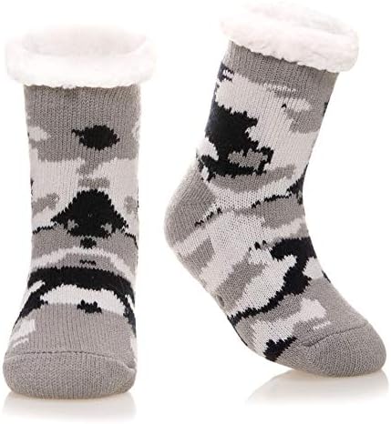 Kids Fuzzy Christmas Socks