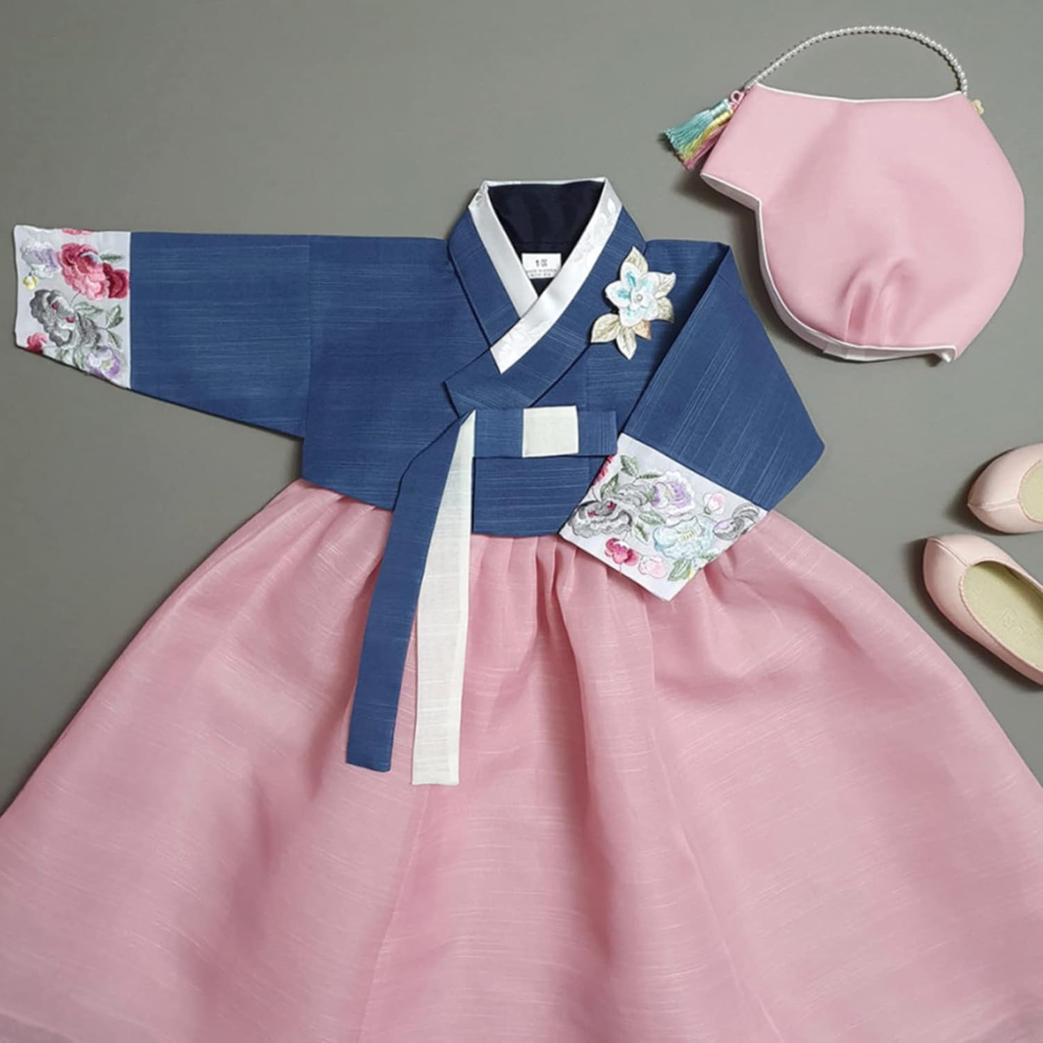 OUJIN I Korean Baby Girl Hanbok Floral Embroidery Brooch Included