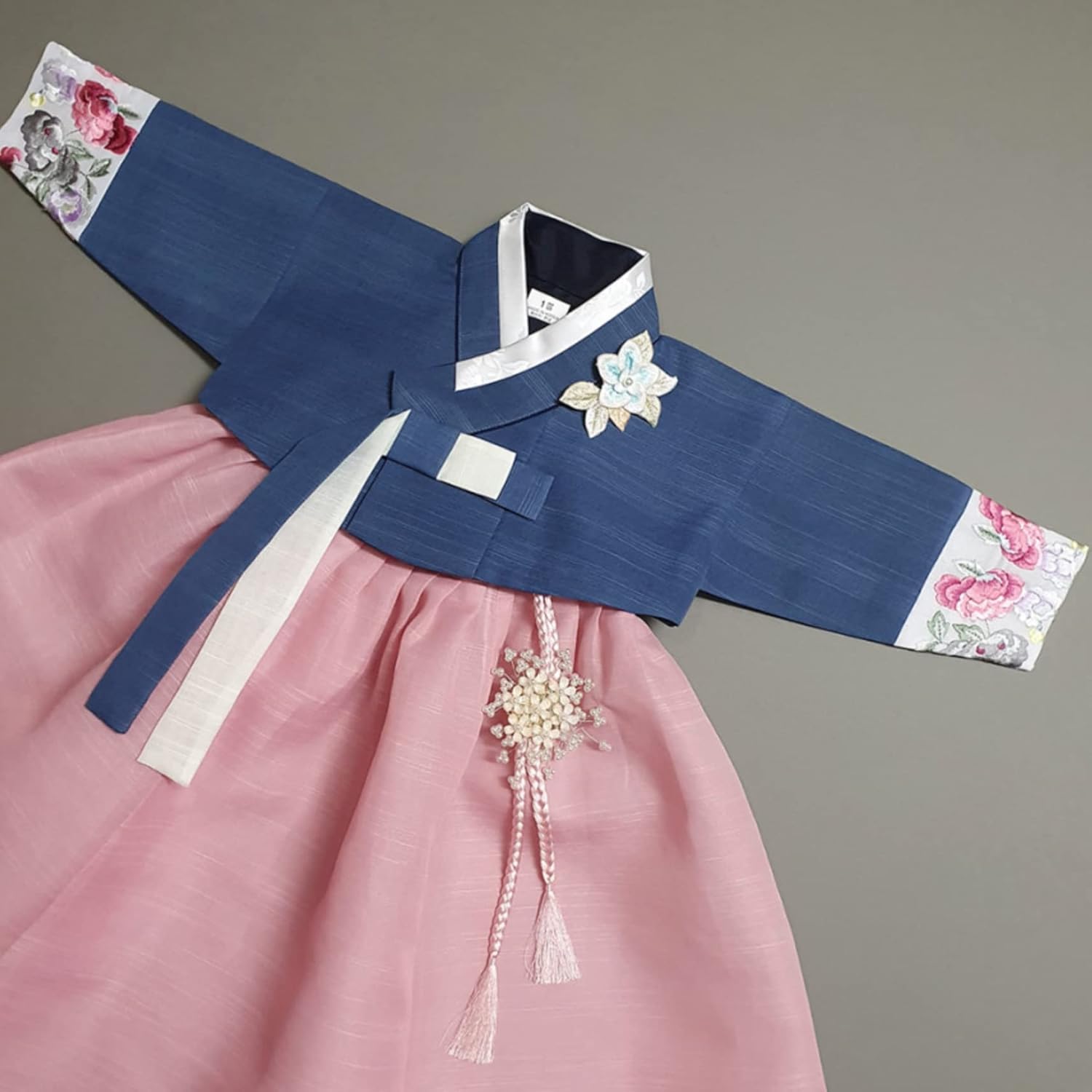 OUJIN I Korean Baby Girl Hanbok Floral Embroidery Brooch Included