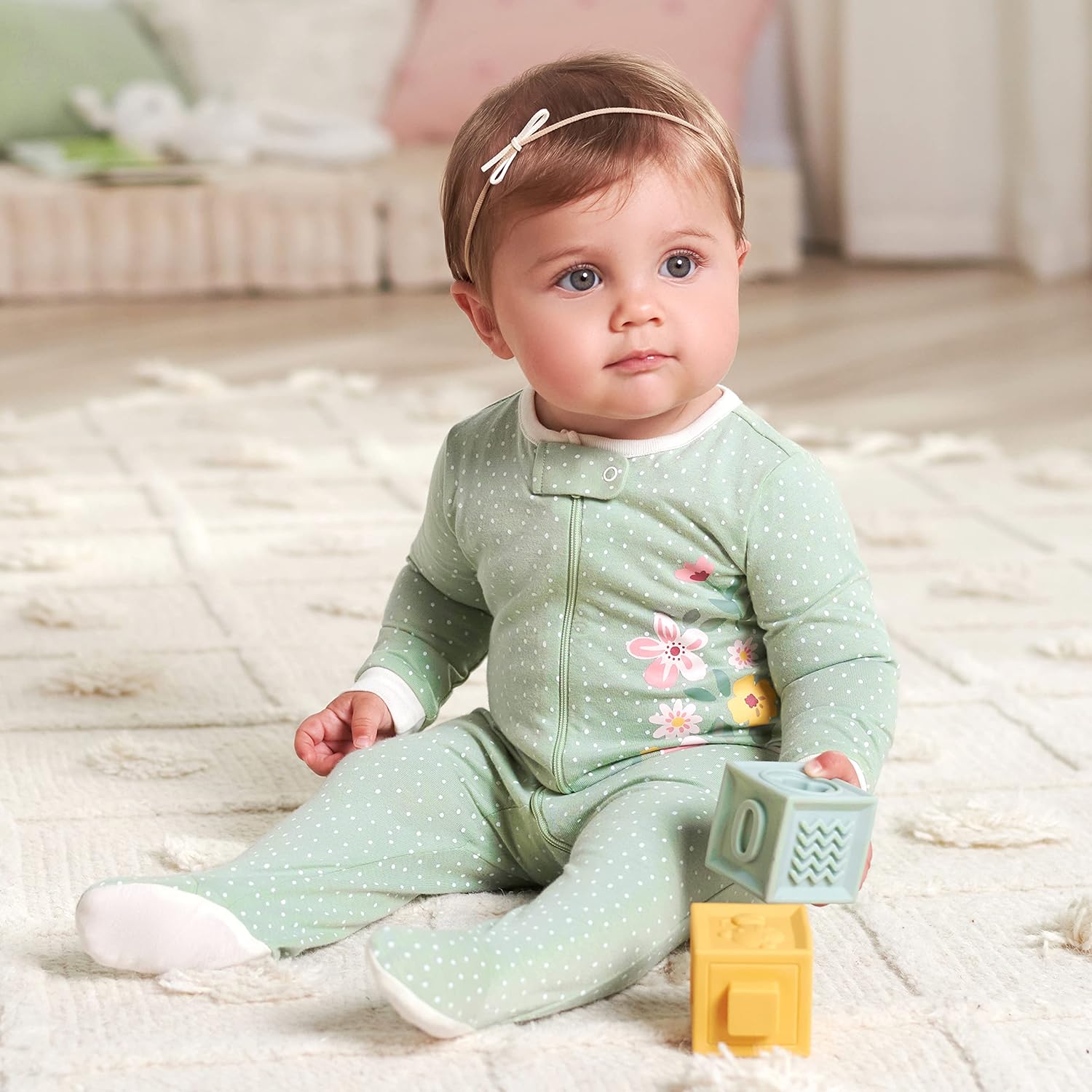 Gerber Baby Girls 4-Pack Sleep n Play Footie Set